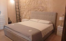 Dimora Salentina Via Scarambone Lecce
