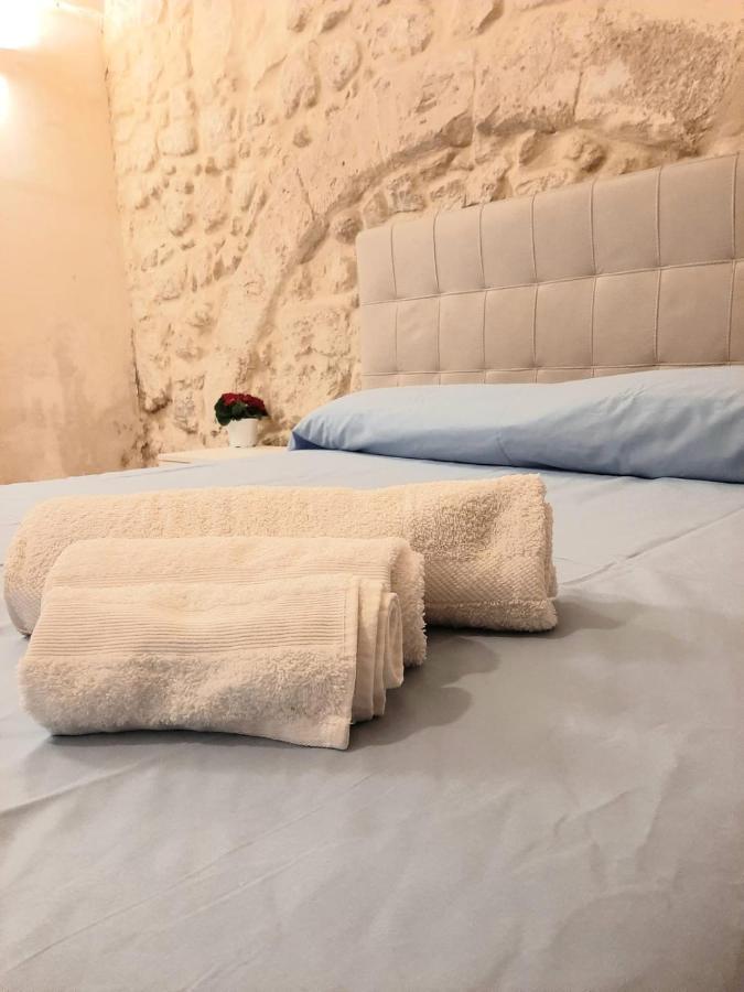 Apartamento Dimora Salentina Via Scarambone Lecce Exterior foto