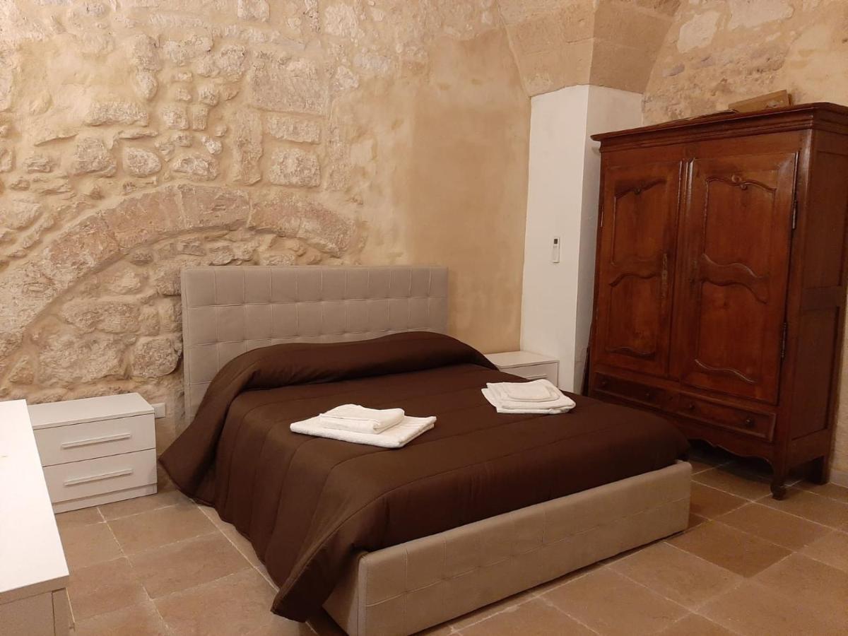 Apartamento Dimora Salentina Via Scarambone Lecce Exterior foto